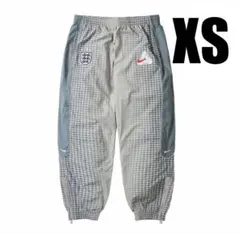 み*み様 Nike PALACE World Cup Tracksuit Botのサムネイル