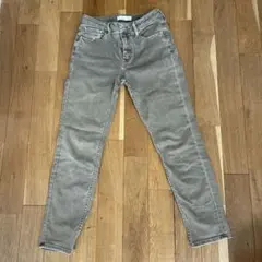 自由区デニムパンツ レディースのサムネイル