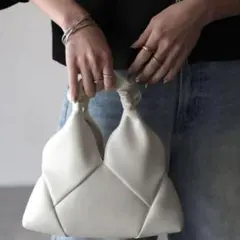 Riberry トライアングルミニバッグ ホワイト 白バッグ