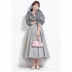 titivate キャミソールワンピース　グレー　紗栄子さんのサムネイル