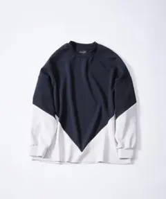 UNITED TOKYO Vカッティング プルオーバーのサムネイル