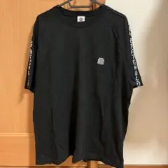 THE BLACK EYE PATCH　ブラックアイパッチ　Tシャツ　バンダナ柄 THE BLACK EYE PATCH ブラックアイパッチ Tシャツ バンダナ柄 - メルカリ