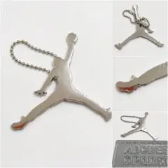 NIKE AIR JORDAN ジャンプマン メタルキーホルダー ボールチェーンのサムネイル