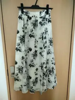 ココディール　フラワープリント フレアスカート サイズ1