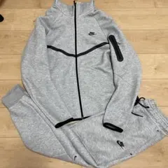 Item thumbnail for item 8c769f3b-6e87-402b-9dc7-8801681d4e06