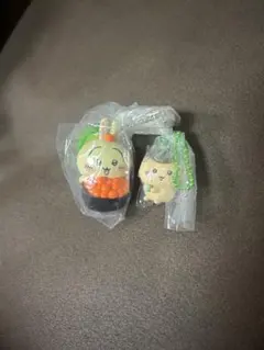 ちいかわ寿司　うさぎ　カプセルトイ ちいかわビスケット　くりまんじゅうモモンガ