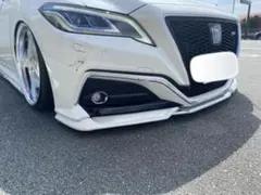 220系 クラウン RS フロントスポイラー　vacancesのサムネイル
