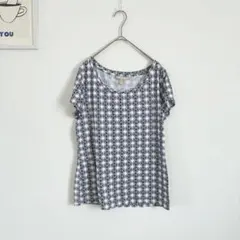 バナナリパブリック　半袖　Tシャツ　幾何学模様