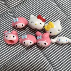 サンリオ　キティー　マイメロ　シナモンロール　ペンキャプ