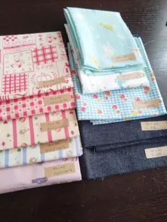 ピンク、水色、デニム調のコットンカットクロス(50×45他) 10枚セット