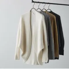 ユニクロ　スフレヤーン3Dカーディガン M