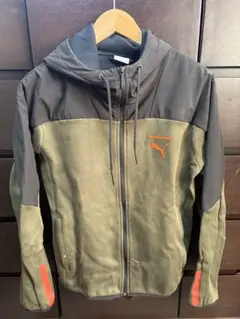 PUMA フルジップパーカー