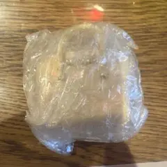 ジルバイジルスチュアート ミニビジューロイヤルトートキーホルダー ホワイト