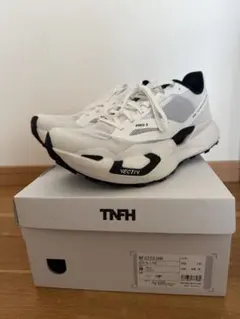 HYKE THE NORTH FACE コラボ　VECTIV Pro 3 28のサムネイル