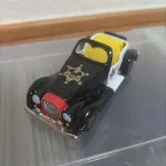 トミカドリームスター/パトロールカー ミッキーマウス(ブラック×ホワイト)