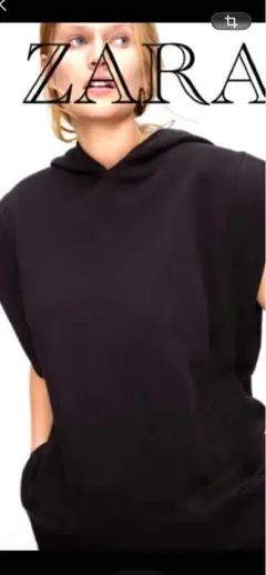 新品未使用　ZARA ブラック ノースリーブフード付き