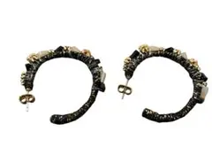 黒と金のビーズフープピアス 中型