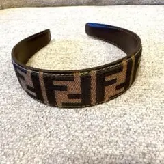美品】FENDI ズッカ柄 カチューシャ 39cm - メルカリ