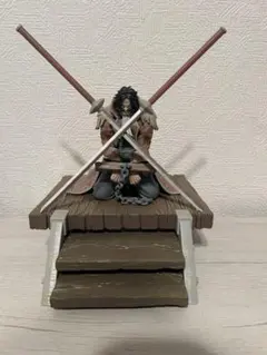 一番くじ ワンピース　ラストワン賞 ゴールド・ロジャー　フィギュア