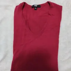 UNIQLO 赤ワインカラーVネック セーター XL