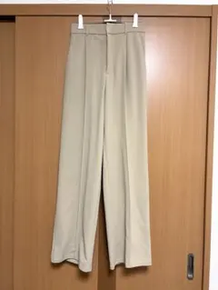 GU ベージュ ワイドパンツ スラックス きれいめ オフィス 通勤 秋冬 美品