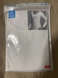 ユニクロ　エアリズムUVカットUネックT　Мサイズ