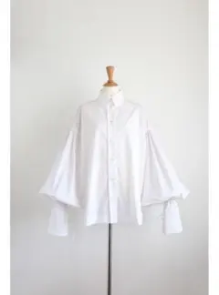 girlish St.cecilia 星くずブラウス 美品 - メルカリ