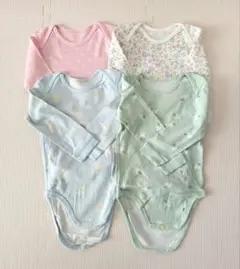 UNIQLO　ユニクロ　ベビー肌着　ボディスーツ　サイズ90　4枚セット　洗替