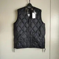 タイオン　ミリタリー VネックWジップ ダウンベスト　ブラック　L　新品