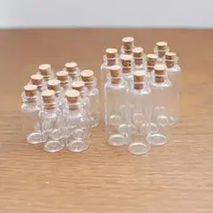 背が高めのミニチュア小瓶 コルク栓付き 10本♡