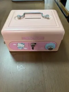 ハローキティ 手提げ金庫 ピンク - メルカリ