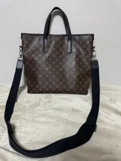 Louis Vuitton モノグラム　マカサー／ショルダーバック／トートバッグのサムネイル