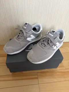 New Balance 420M グレー スニーカーのサムネイル