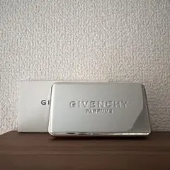 GIVENCHY ジバンシィ ジバンシー ジバンシイ　ミラー 鏡のサムネイル