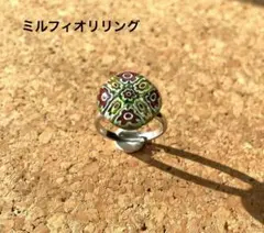 Item thumbnail for item b5ae9d4b-d60d-4b4d-ab30-7be84e17dff7