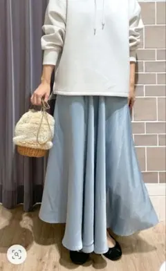 【新品訳あり】Techichi　テチチ　サテンフレアスカート
