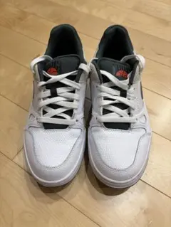 Nike ホワイト/グリーン スニーカー フォーロー　美品