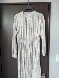 グローバルワーク 花柄 長袖シャツワンピース　レーヨン100%