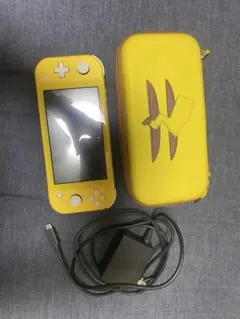 Switch Liteケース充電器付きのサムネイル