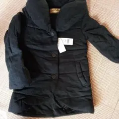 ［新品タグ付］セシルマクビCECILMcBEE黒の細身のダウンコートサイズМ細身