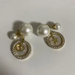 Dior パール クリスタル ピアスのサムネイル
