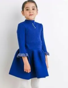 未着用◇べべBEBEロイヤルブルートップスプルオーバー・スカートセット