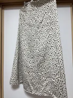 美品！GLOBAL WORK ヒョウ柄 フレアスカート M