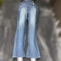 【新品未使用タグ付き】値下げ！！キレイ色　ライトブルー　フレアデニムパンツ　３L