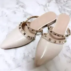 スタッズ　ゴールド　ZARA Bershka H&M バレンティノ　パンプス