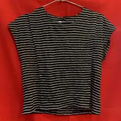 ☆黒×白 ボーダートップス 後ろボタン カットソー☆