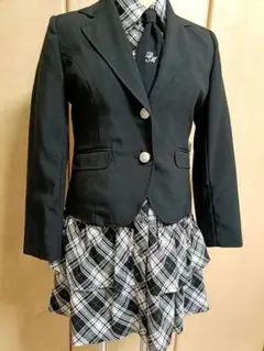 セットアップスーツ　女児150　小学校の卒業式にオススメ