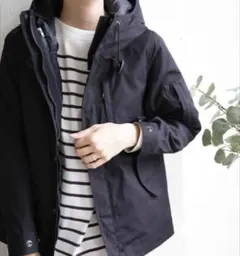 【アーバンリサーチドアーズ】 ダウンライナー付きマウンテンパーカー　ネイビー