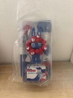 EXPO2025LABUBU MYAKU-MYAKU★ストラップ付　レシートあり