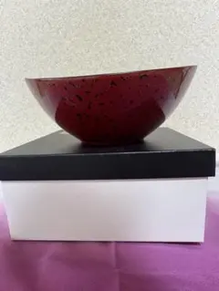 深みのある赤辰砂色 陶磁器 鉢 ボウル 深みのある赤辰砂色 陶磁器 鉢 ボウル - メルカリ